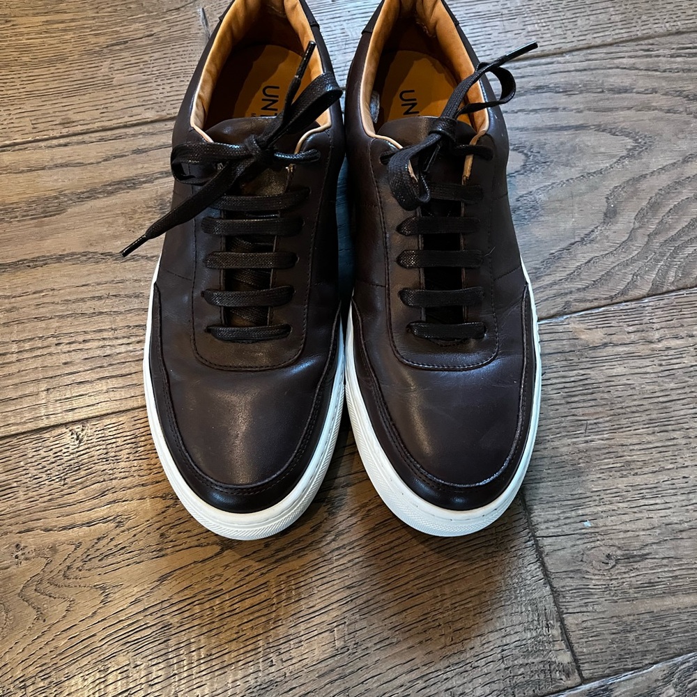 Men’s Untuckit Brown Leather Sneakers